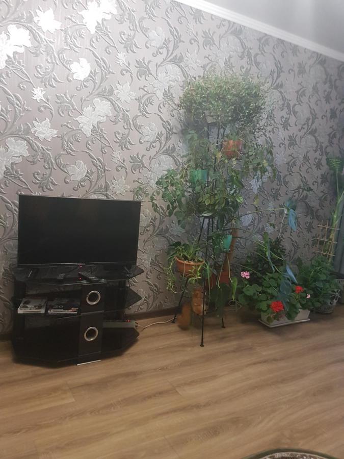 Appartement 2Х Комнатная С Ремонтом В Центре.Renovated, Center à Khmelʼnytsʼkyy Extérieur photo