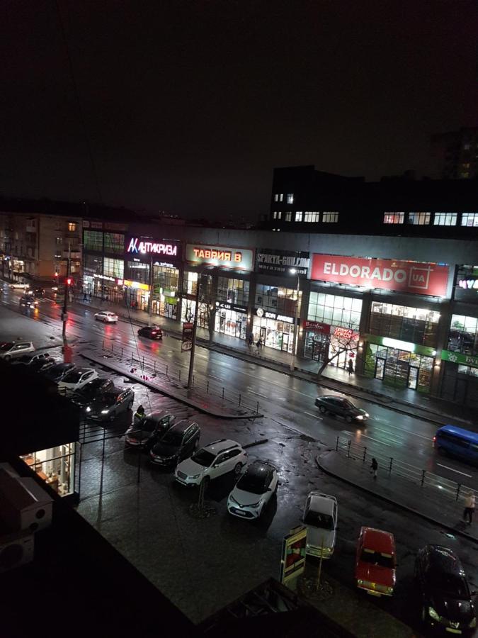 Appartement 2Х Комнатная С Ремонтом В Центре.Renovated, Center à Khmelʼnytsʼkyy Extérieur photo